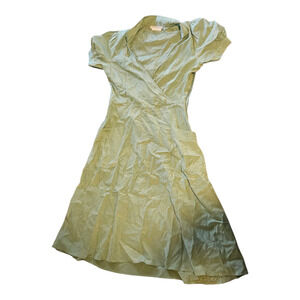 To The Max Size 6 Green Short Sleeve Dress